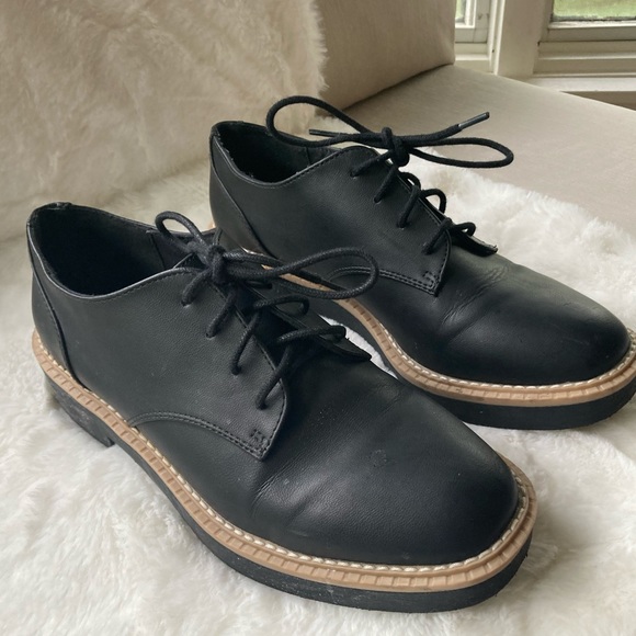 H&M Black & Tan Chunky Oxford Tie Loafers